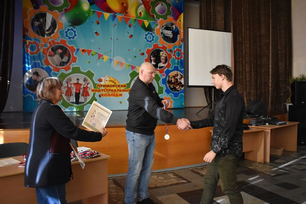 СПАРТАКИАДА ПО ЛЁГКОЙ АТЛЕТИКЕ СРЕДИ СТУДЕНТОВ ВСЕХ КУРСОВ