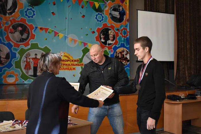 СПАРТАКИАДА ПО ЛЁГКОЙ АТЛЕТИКЕ СРЕДИ СТУДЕНТОВ ВСЕХ КУРСОВ